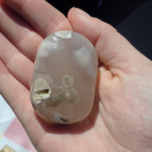 Flower Agate Crystal Palm Stone - Picture 5 of 6